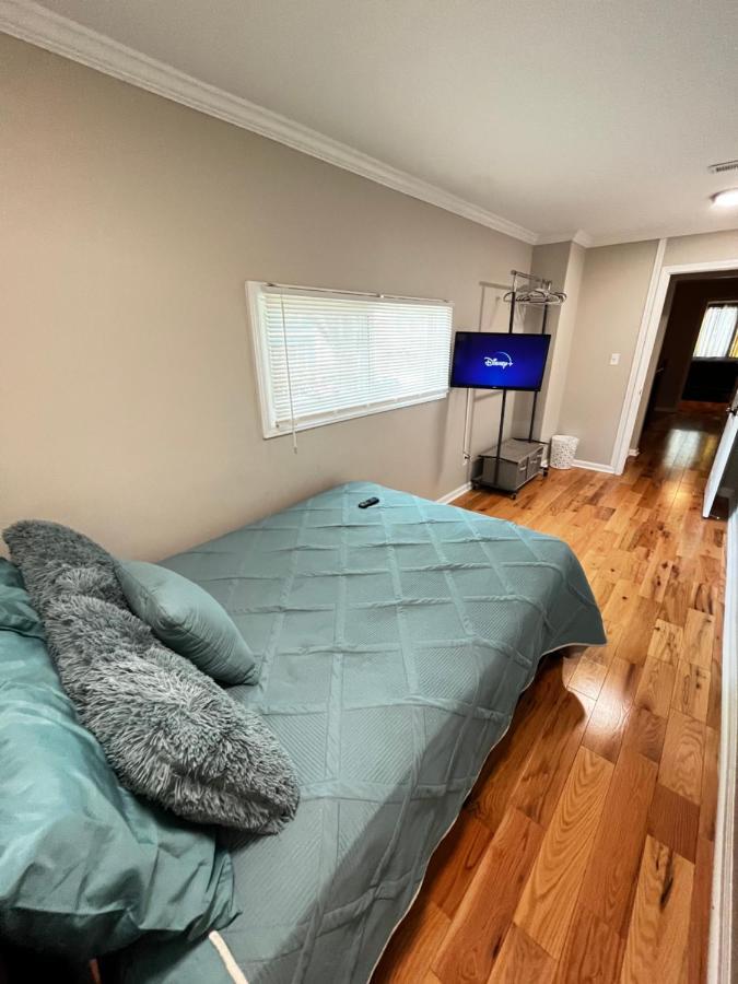 Atlanta Unit 2 Room 3 - Atlanta Bests Kept Secret Private Bedroom & Bathroom Bagian luar foto